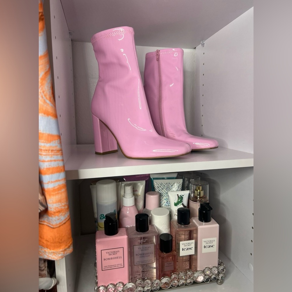 Steve Madden Pink Patent Leather Boots
